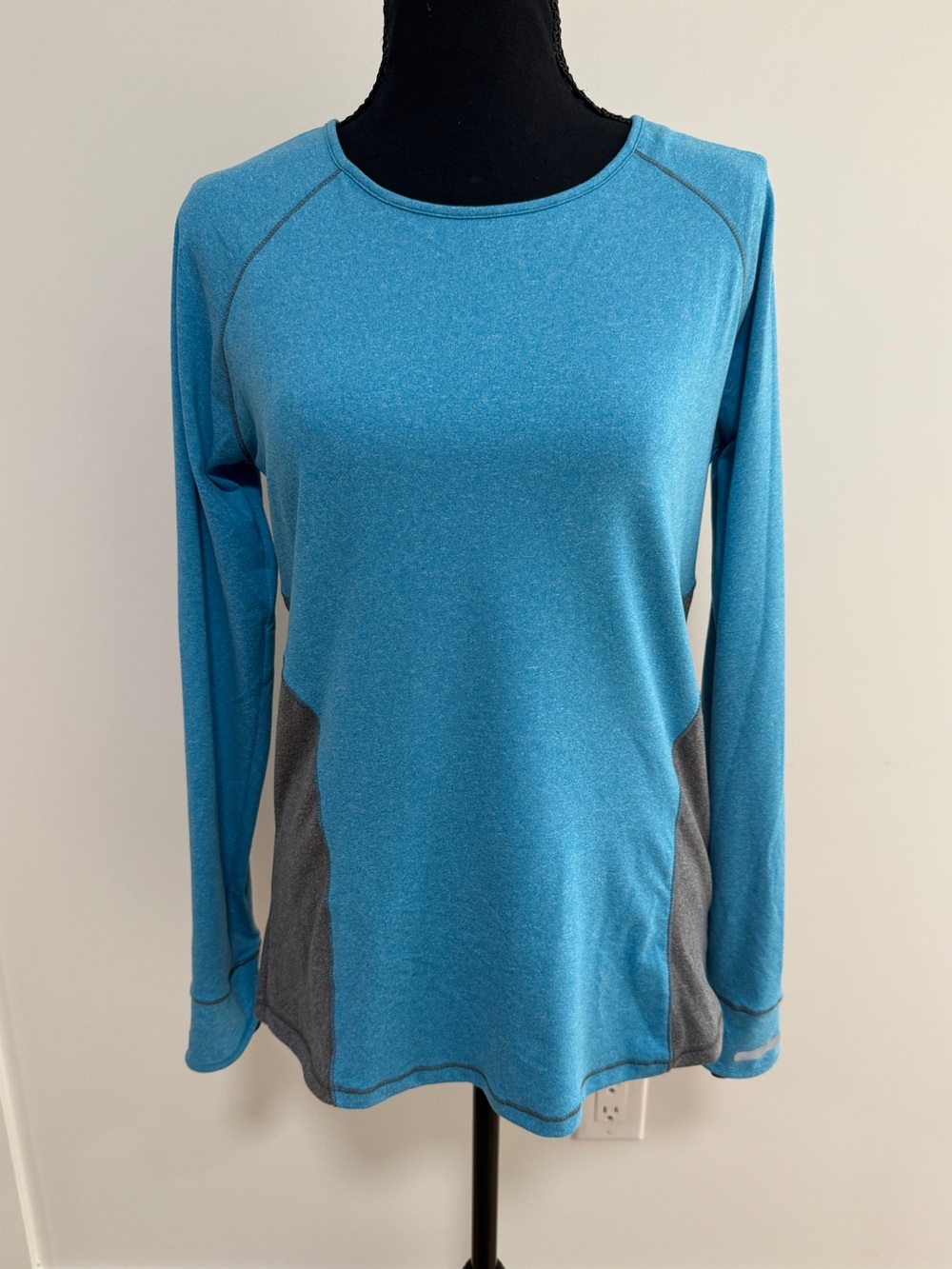 3 for $25 Cuddl Duds Active Long Sleeve Tee M Teal Gray Raglan Thumb Hole Gym